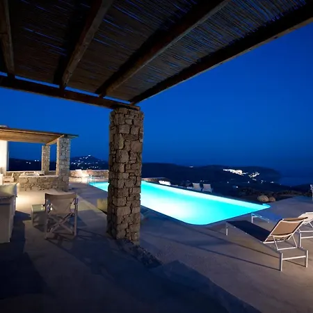 Luxury Athena In Georgia - Breathtaking Sea View And Pool Front Apartment Plintri