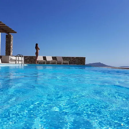 Luxury Athena In Georgia - Breathtaking Sea View And Pool Front Apartment Plintri